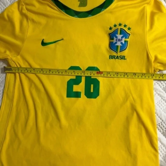 Brasil Nike Soccer Football Green Yellow Jersey Men’s Medium - Picture 3 of 12
